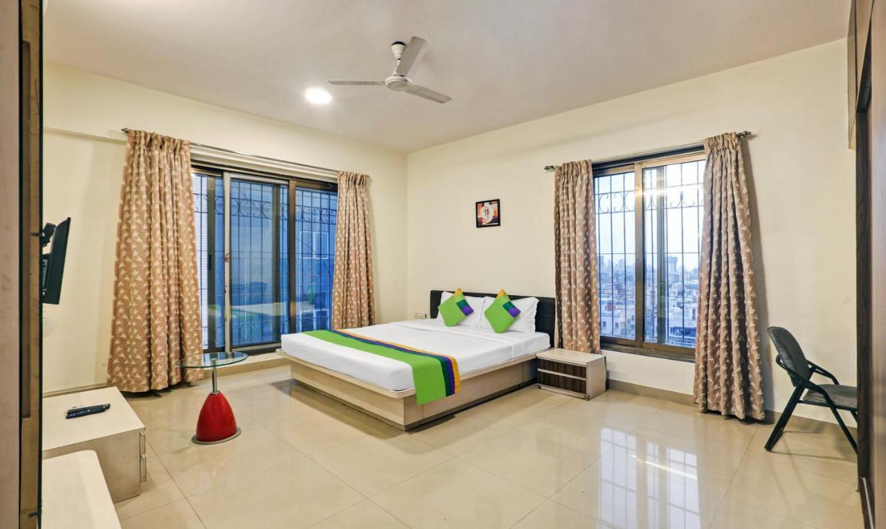 Treebo Trend Bandra Apartments Mumbai Bagian luar foto