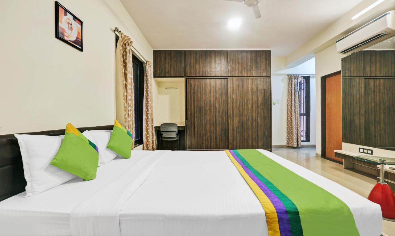 Treebo Trend Bandra Apartments Mumbai Bagian luar foto