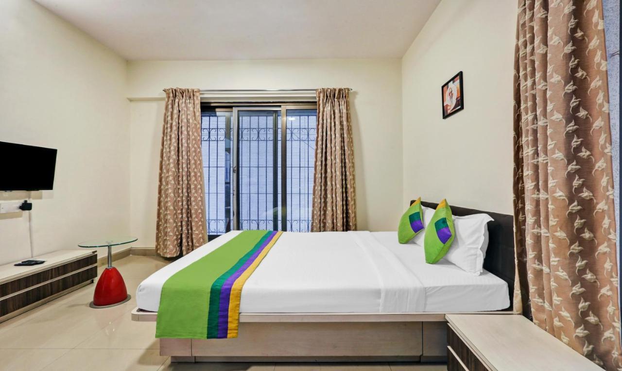 Treebo Trend Bandra Apartments Mumbai Bagian luar foto