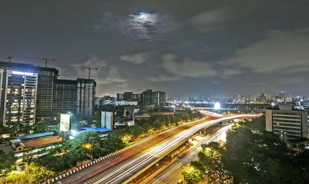 Treebo Trend Bandra Apartments Mumbai Bagian luar foto