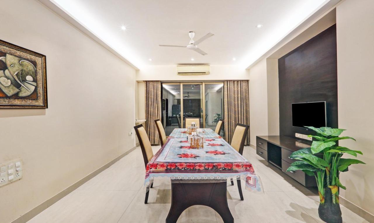 Treebo Trend Bandra Apartments Mumbai Bagian luar foto